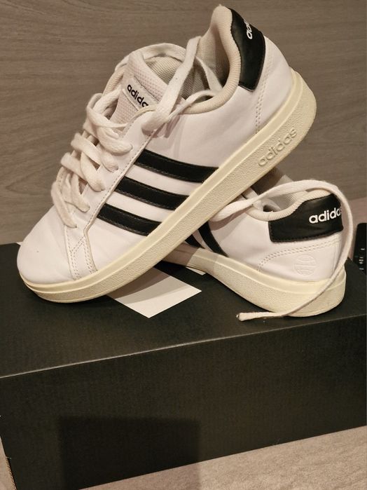 Маратонки Adidas