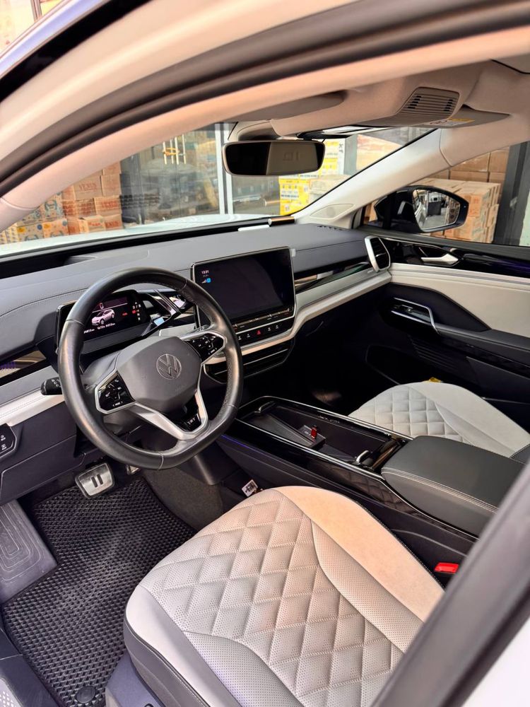 Volkswagen Id 6 1st edition 605