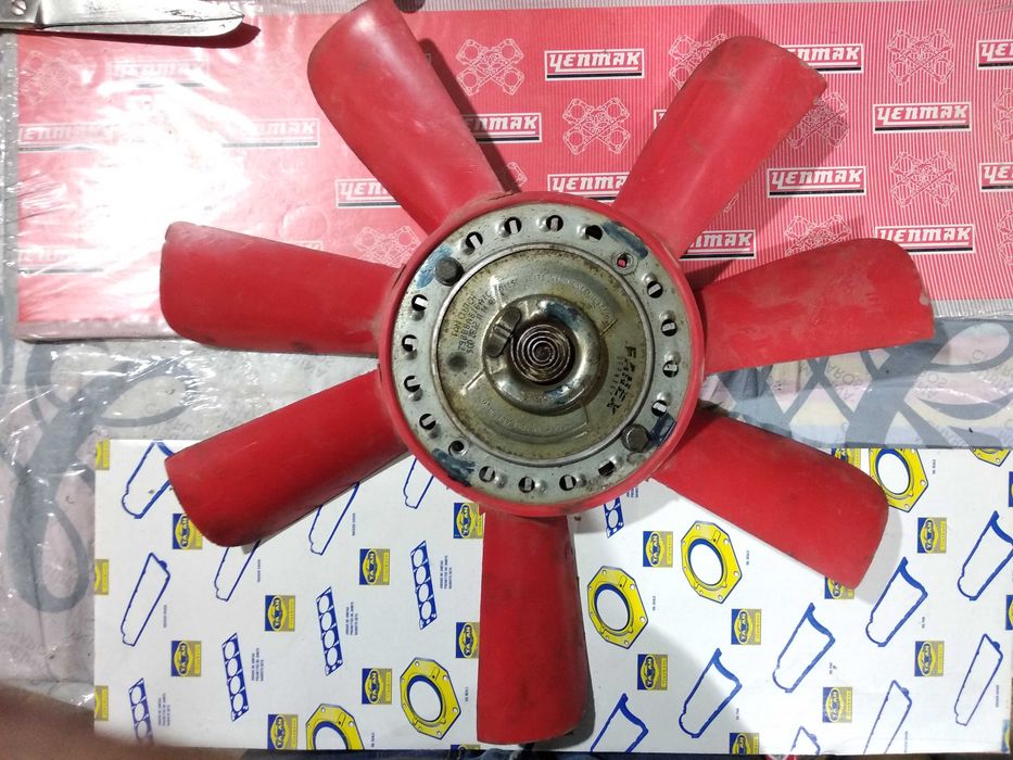 продам запчасти на форд сиерра