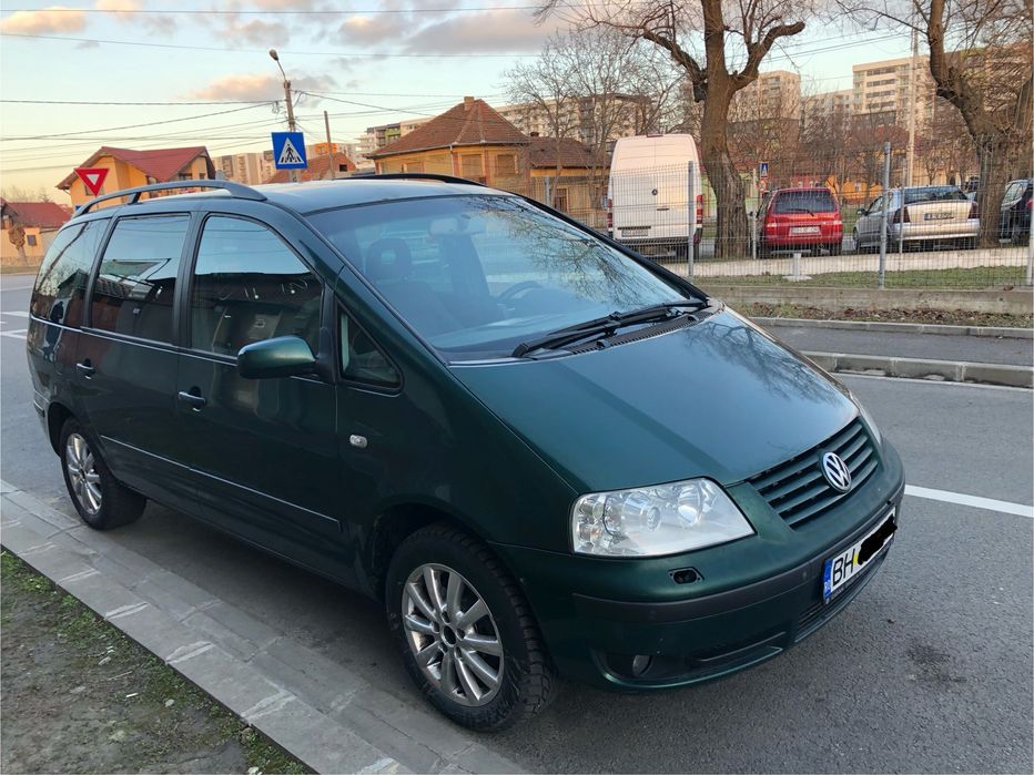 Vând Volkswagen SHARAN 1,9 TDI, 125 CP, an 20024
