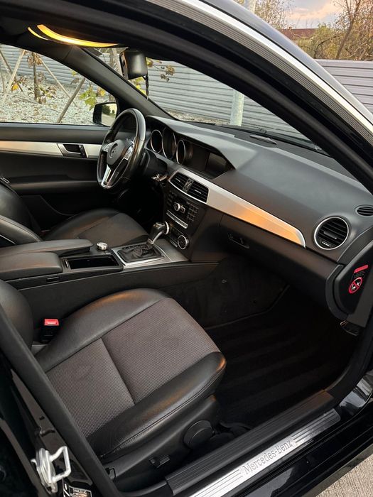 Mercedes C250 W204 Facelift Pack 63 Amg 2012