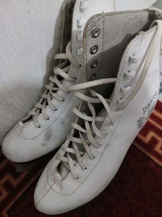 Продам коньки 38р. в хорошем состоянии