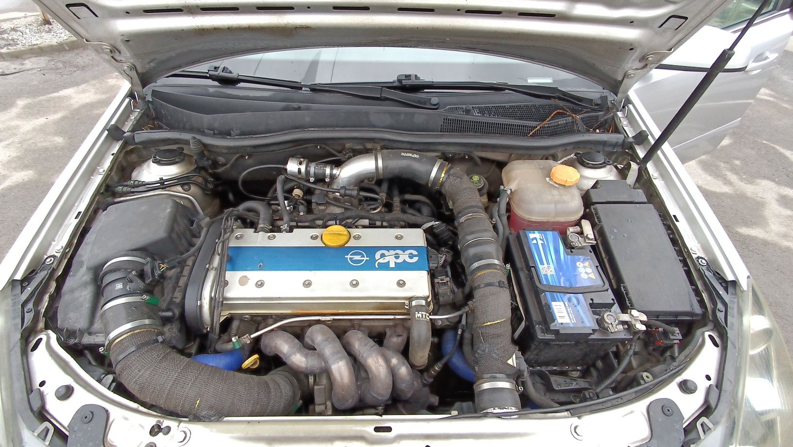 Opel Astra  H 2.0T