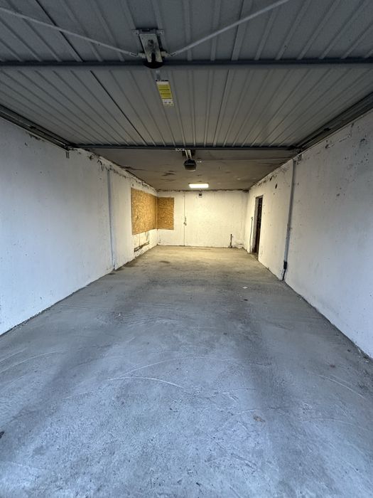 Inchiriez garaj / spatiu depozitare