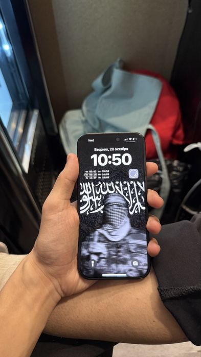 Iphone 16 в хорошем состояние