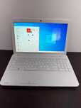 Toshiba Satellite C855-15.6 inch- E2 1800-8GB RAM-750GB-windows 10