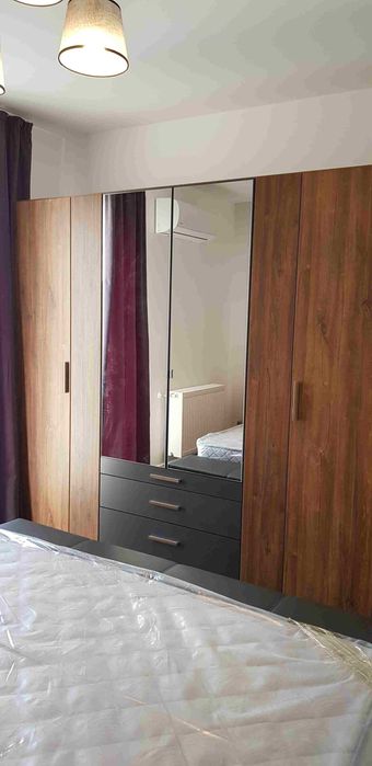 Proprietar ofer spre inchiriere 2 camere in ansamblul Quadra Trees