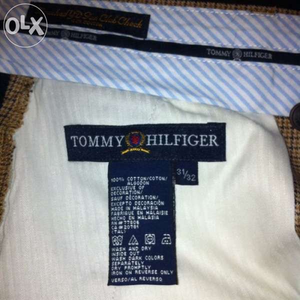 Продавам оригинален панталон и елек Tommy Hilfiger