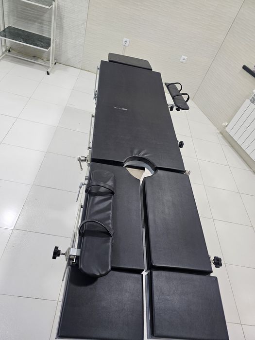 Операционный стол механогидравлического управления