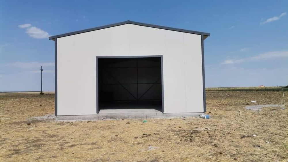 Vand hala metalica 100 de mp la cheie sau doar structura metalica