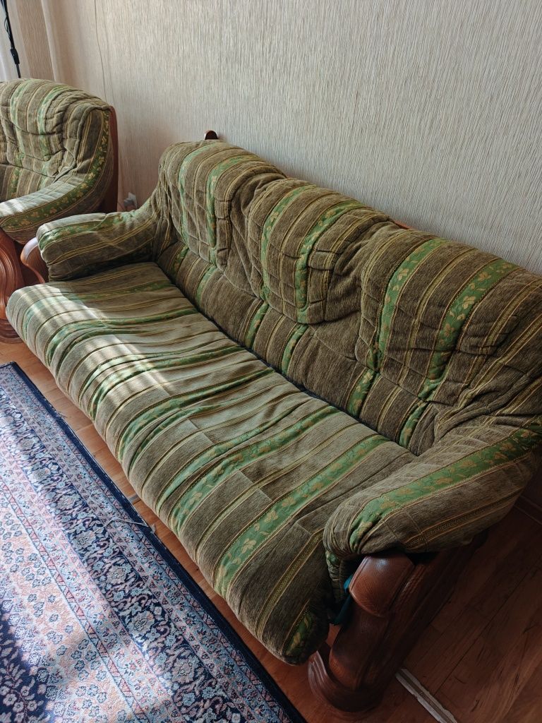 Диван + 2 кресла