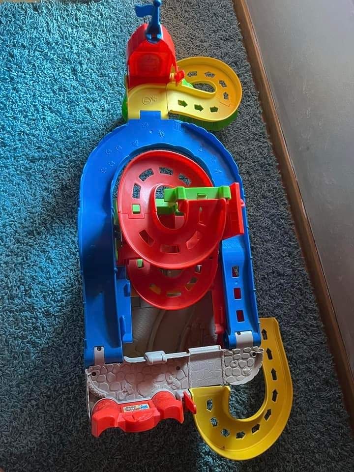 Детска писта Fisher price