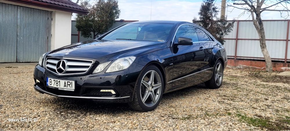 vand sau schimb Mercedes E 200 Coupe