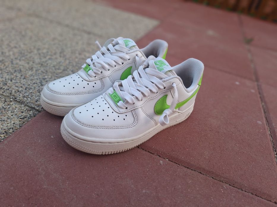 Nike Air Force 1