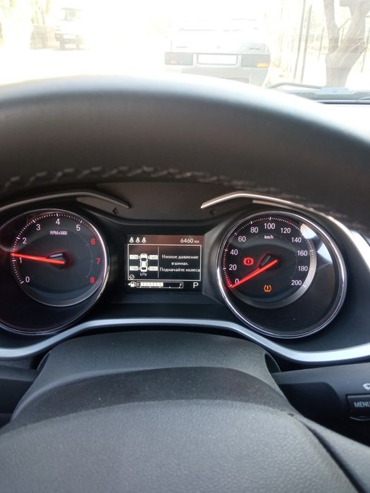 Onx 4 LTZ Trubo sotiladi