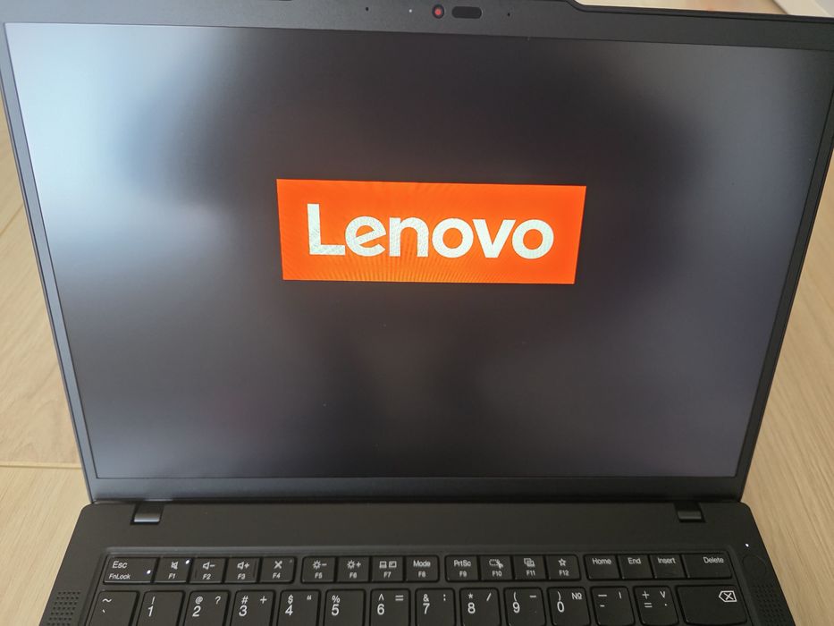 Lenovo Thinkpad T14 Gen 5 i7 32GB Ram 1024GB Nvme Win 11 Pro