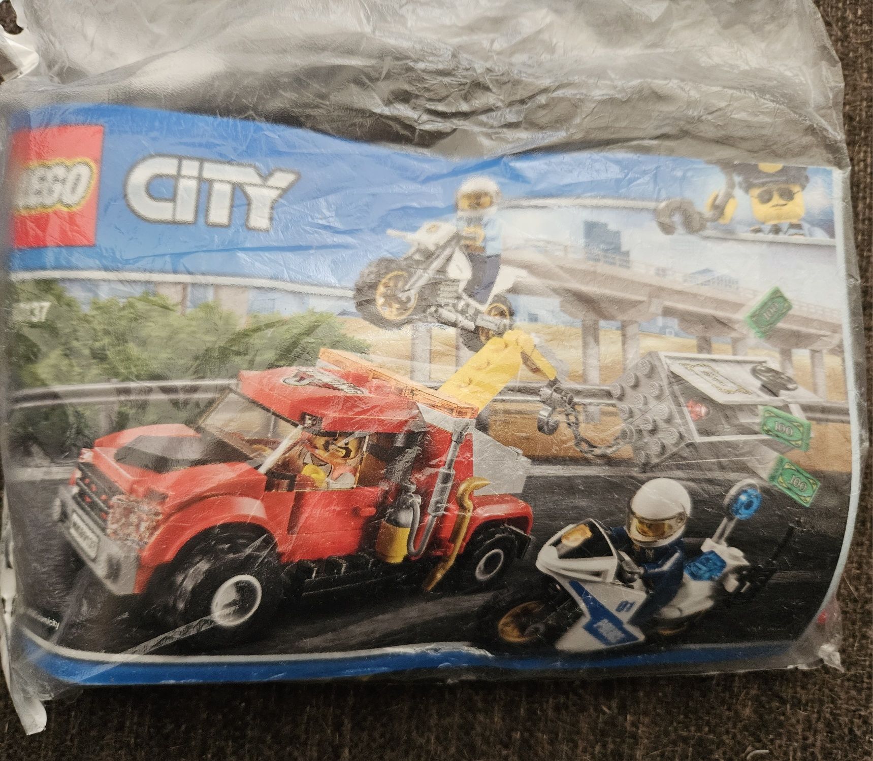 Lego city police 60137