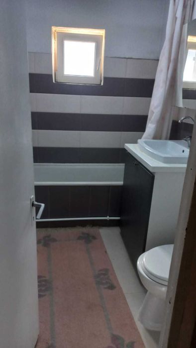 Vânzare apartament 3 camere