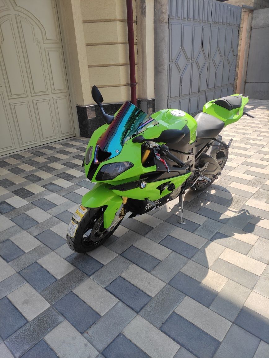 Продам мотоцикл BMW S1000RR