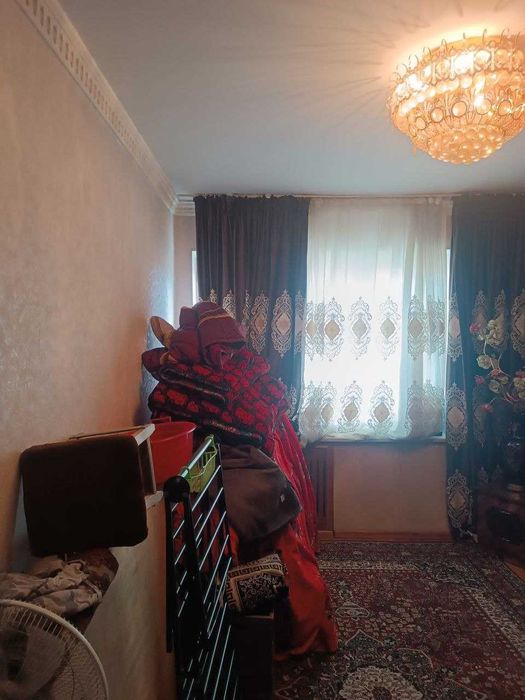 Чилонзор. 19 квартал. 4х комнатная 80м2. TL