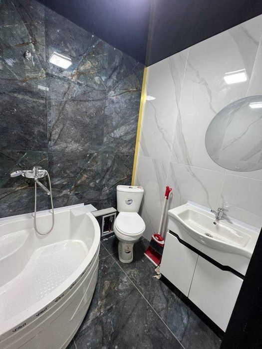 Продаётся 2х комн квартира на 8 этаже Ор-р Крытый рынок Стадион