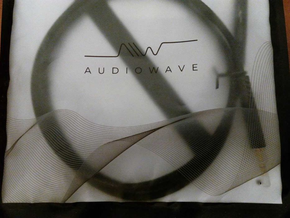 аудиокабель AUX фирмы Audiowave