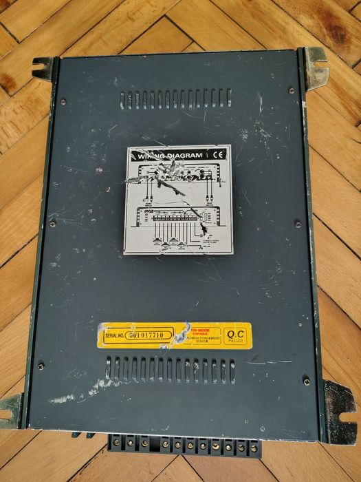 Усилвател Pyle PLM401 и Sony XM-460GTX