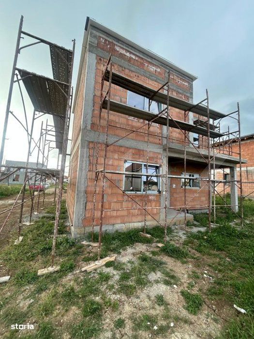 Casa individuala moderna, 115 mp utili, teren 600 mp – Giarmata