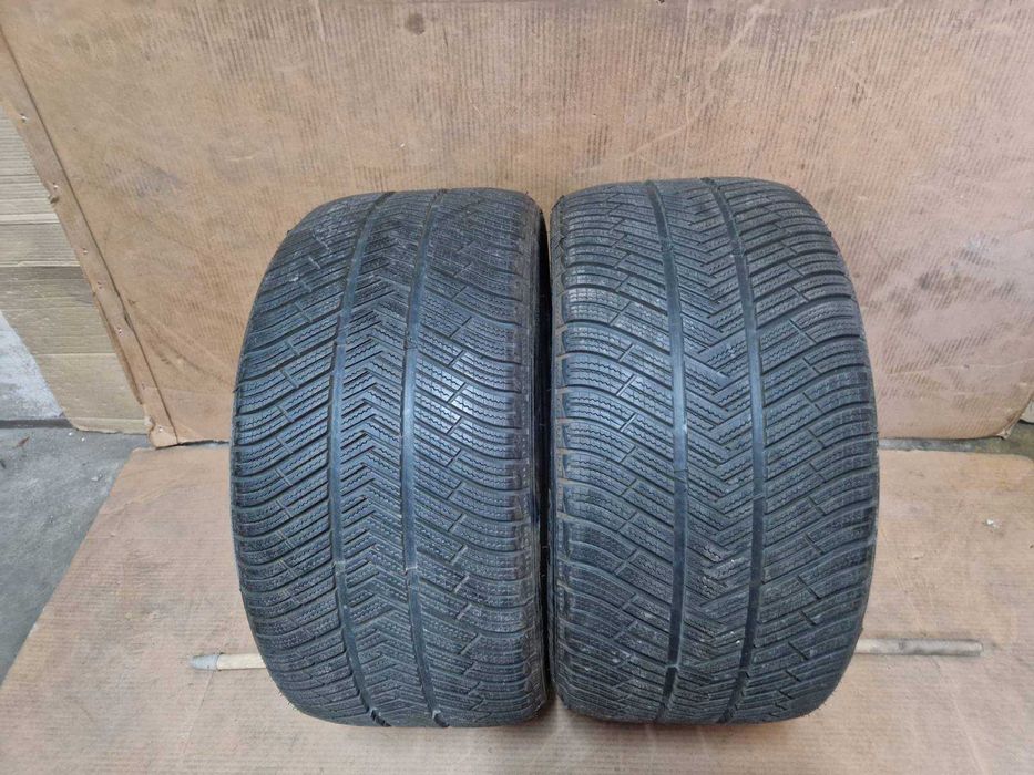 2 Michelin R20 285/35
зимни гуми
DOT3619