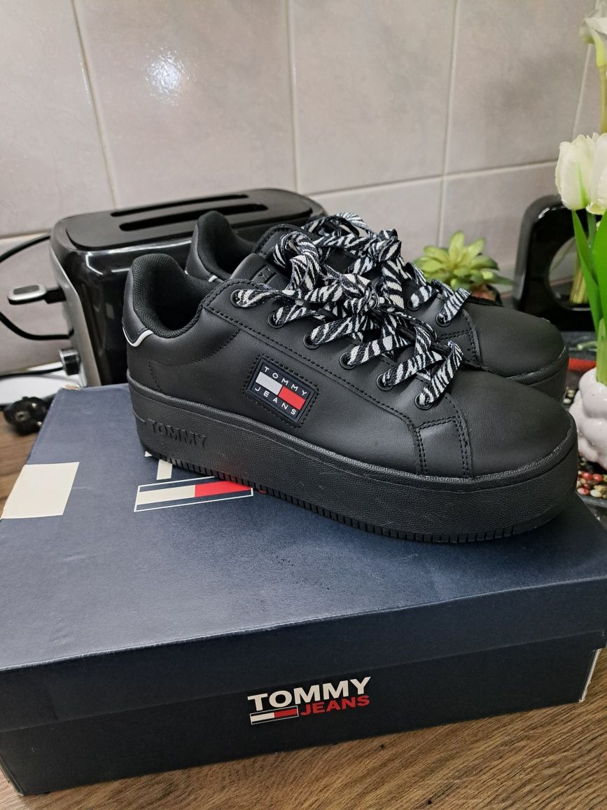 Sneakers platform Tommy Hilfiger mas 39