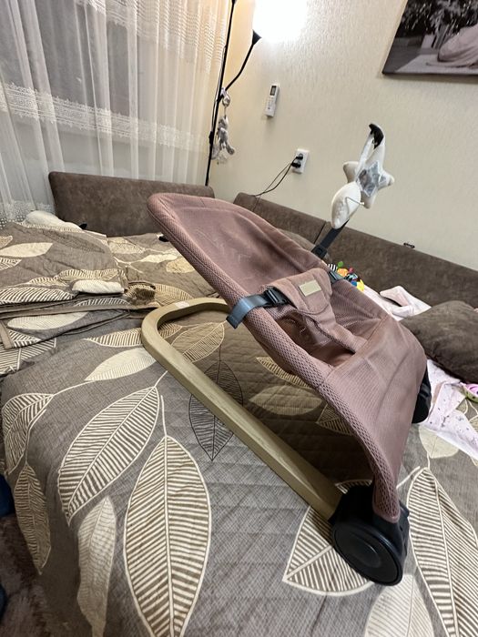 Продам детский шезлонг