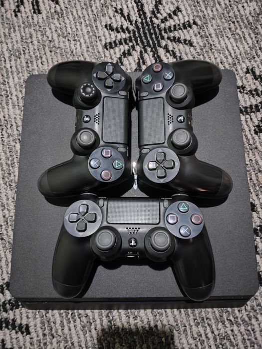 PlayStation 4 Slim 1TB