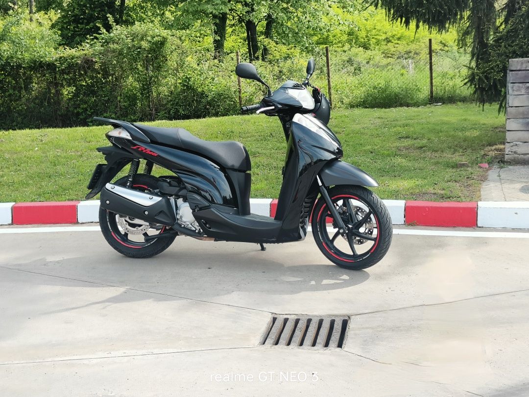 Honda SH300 2011г.