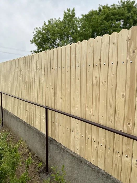 Construim garduri  din scandura sipca metalica