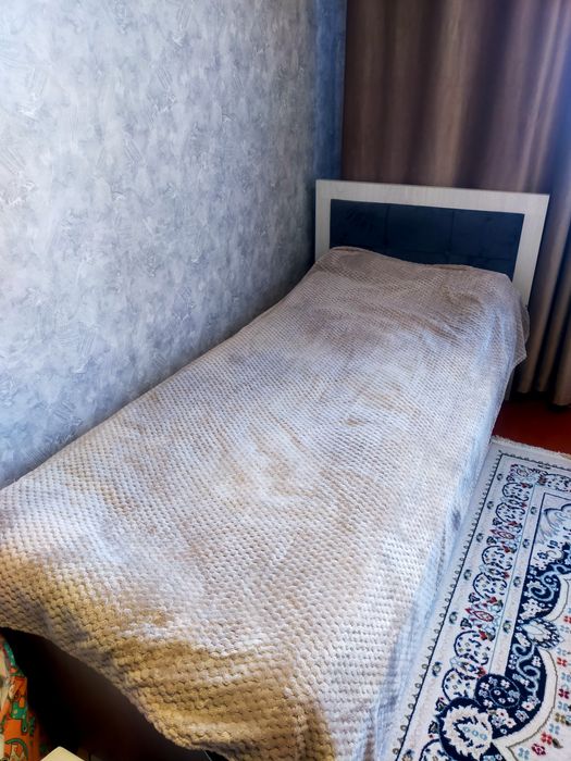 Продам односпальную кровать