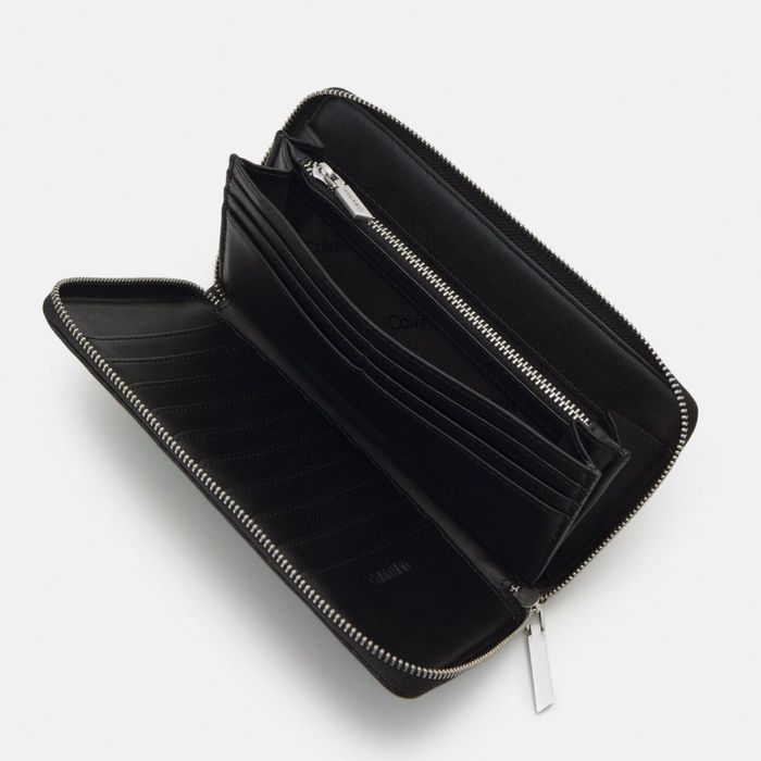 Оригинален клъч портфейл Calvin Klein K60K611869