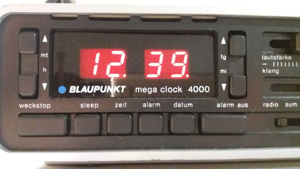 Blaupunkt mega clock 4000