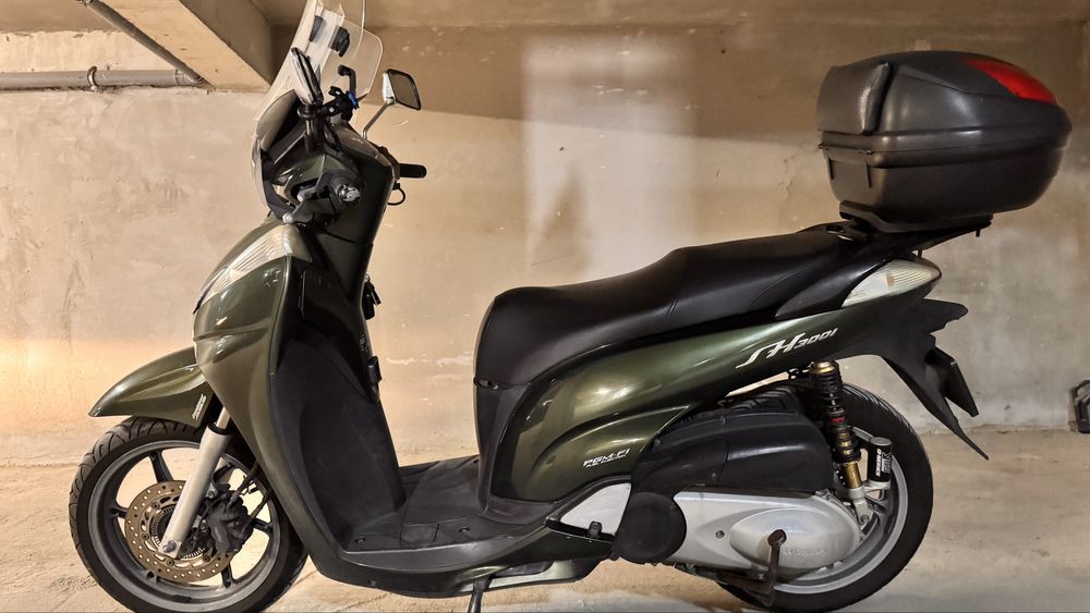 Honda SH300i ABS 2010 – Întreținut exemplar, pregătit de drum!