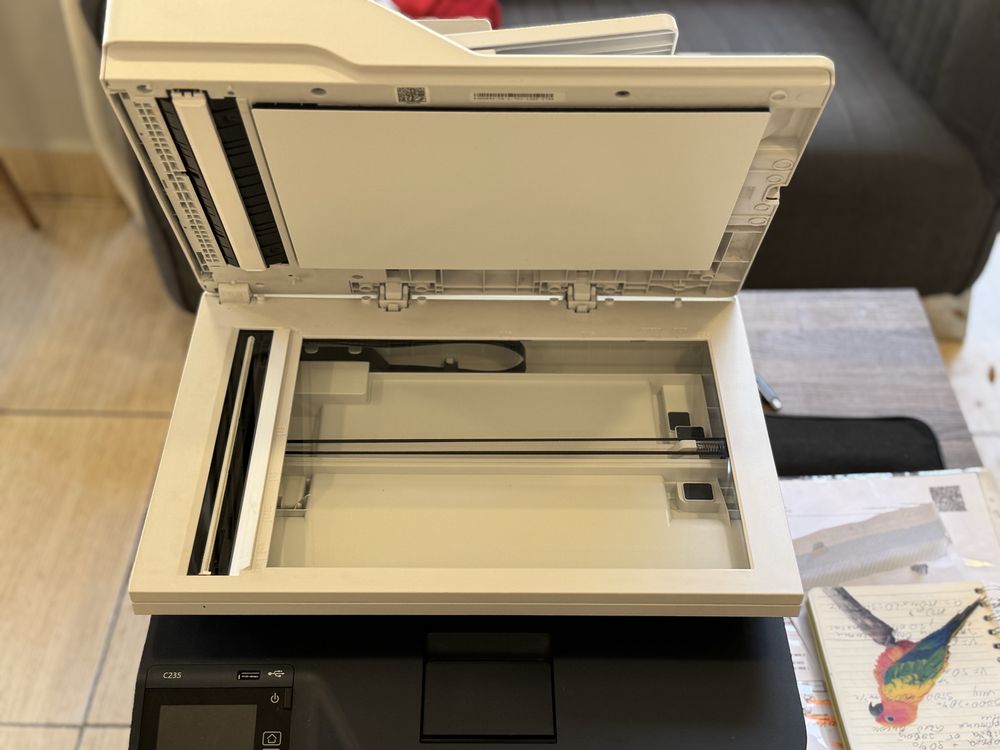 Мултифункционално устройство XEROX C235