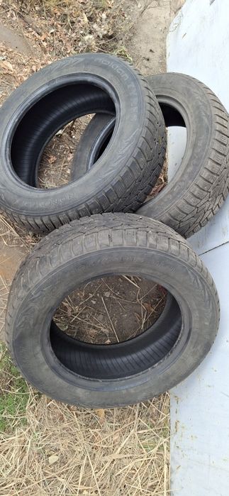 Продам резину 195/60R15