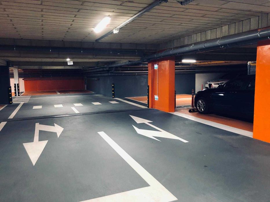 Inchiriez loc de parcare in garaj subteran
