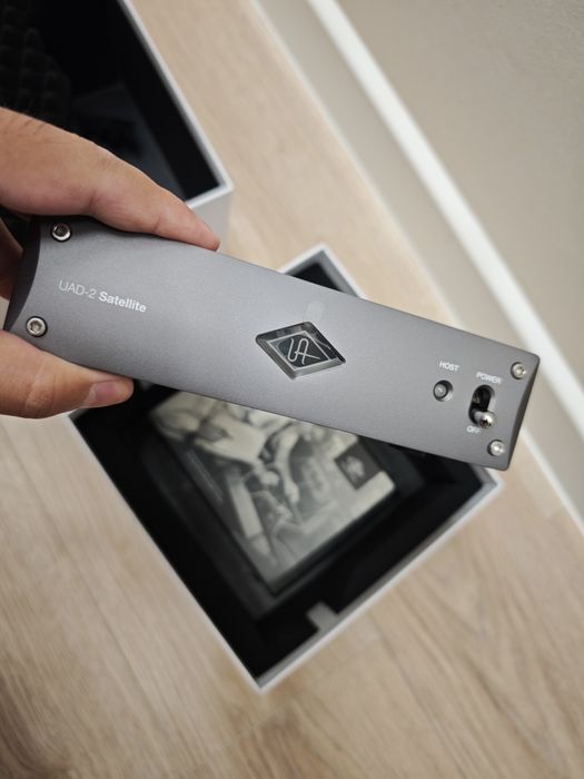 Universal Audio Satellite Octo Core Thunderbolt 3