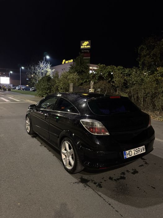 Opel astra H GTC