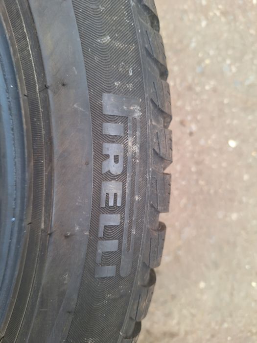 7.5mm! 205 50 17 Pirelli sotozero 3 winter
