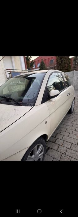 Lancia ypsilon 2004, 16 v