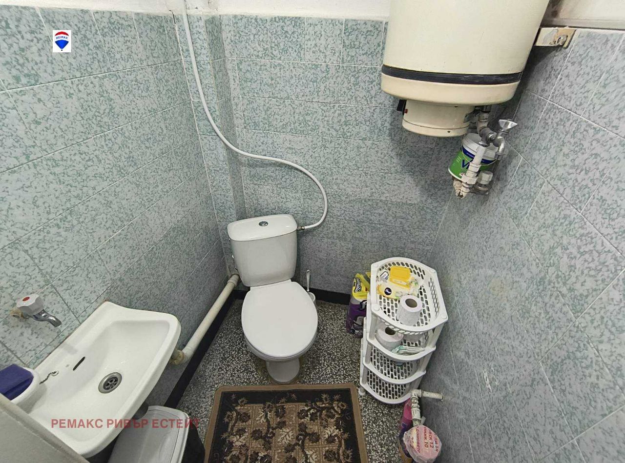 Продава се Тристаен апартамент в Русе, Дружба 2 - 67 кв.м за 993 €/кв.м - Снимка #10