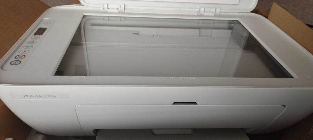 Мултифункционално цветно устройство