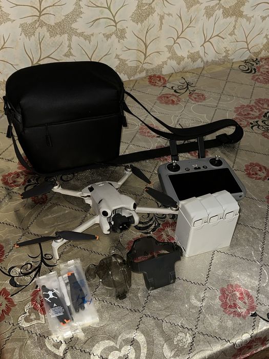 Дрон Dji Mini 4 pro fly more combo