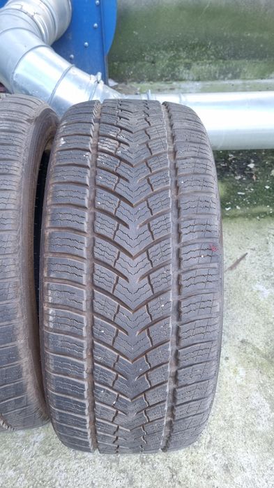 Anvelope/Cauciucuri iarna 245 45 R18 Dot 2024 profil 7mm