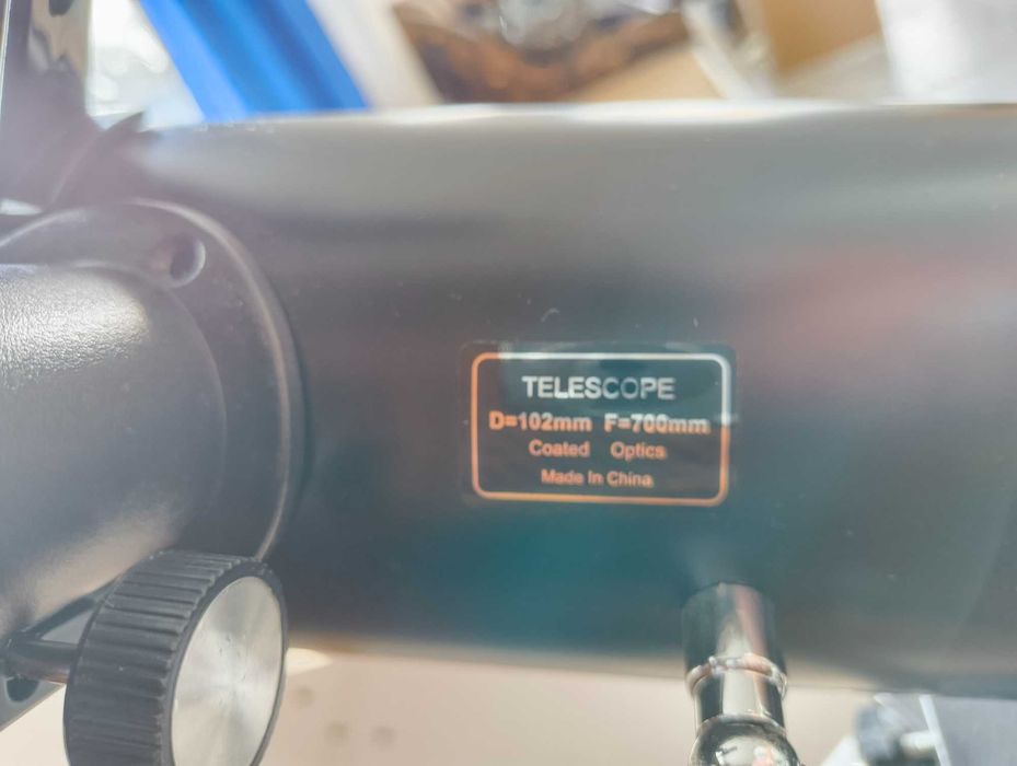 Нютонов рефлекторен телескоп Levenhuk Skyline BASE 100S